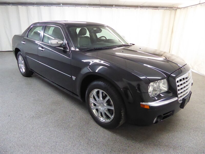 2007 Chrysler 300 C - Photo 1 - Downers Grove, IL 60515