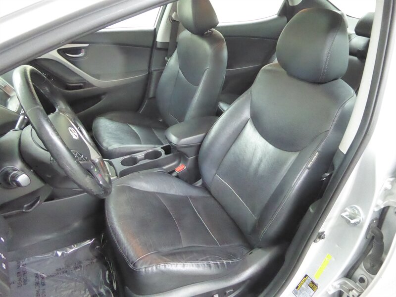 2013 HYUNDAI ELANTRA - Image 20