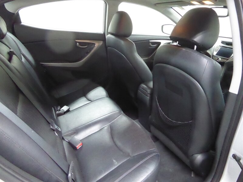 2013 HYUNDAI ELANTRA - Image 30