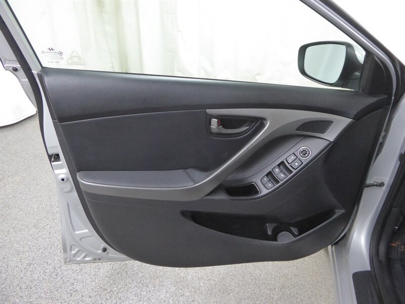 2013 HYUNDAI ELANTRA - Image 22