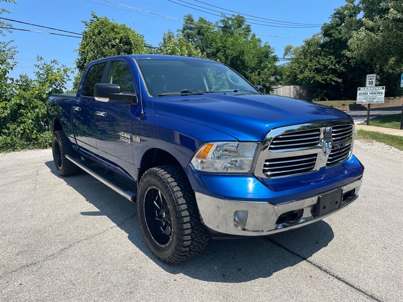 2015 RAM 1500 SLT - Photo 1 - Downers Grove, IL 60515