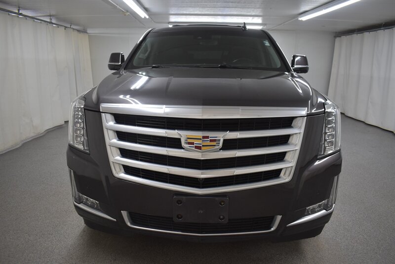 2017 Cadillac Escalade ESV Luxury  