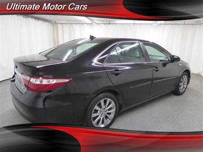 2016 Toyota Camry Hybrid XLE   - Photo 7 - Downers Grove, IL 60515