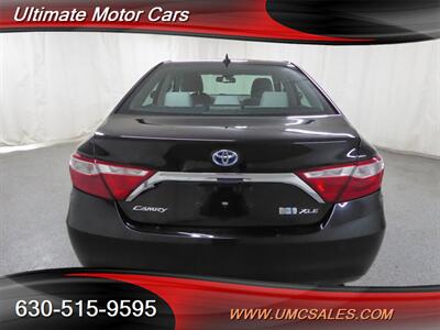 2016 Toyota Camry Hybrid XLE   - Photo 6 - Downers Grove, IL 60515
