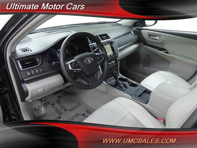 2016 Toyota Camry Hybrid XLE   - Photo 21 - Downers Grove, IL 60515