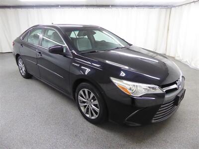 2016 Toyota Camry Hybrid XLE Sedan
