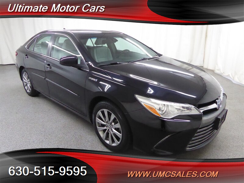 2016 Toyota Camry Hybrid XLE - Photo 1 - Downers Grove, IL 60515