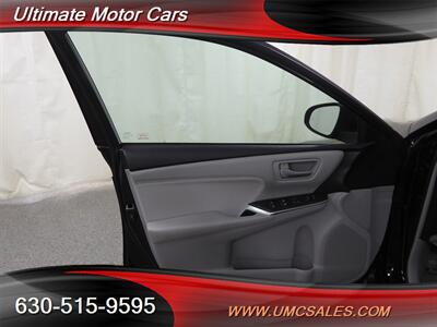 2016 Toyota Camry Hybrid XLE   - Photo 24 - Downers Grove, IL 60515
