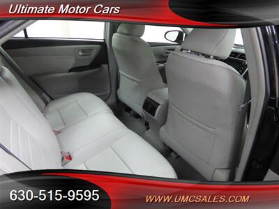 2016 Toyota Camry Hybrid XLE   - Photo 32 - Downers Grove, IL 60515