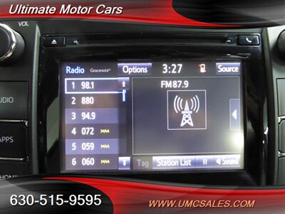 2016 Toyota Camry Hybrid XLE   - Photo 18 - Downers Grove, IL 60515