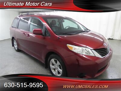 2011 Toyota Sienna LE 7-Passenger Auto Acces   - Photo 1 - Downers Grove, IL 60515