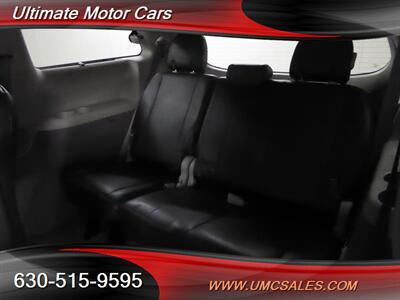 2011 Toyota Sienna LE 7-Passenger Auto Acces   - Photo 26 - Downers Grove, IL 60515