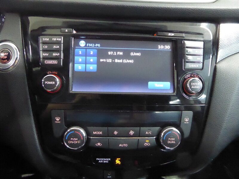 2016 Nissan Rogue SL photo 15