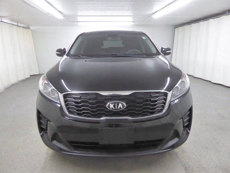 2019 KIA SORENTO - Image 2