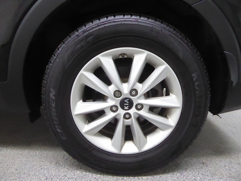 2019 KIA SORENTO - Image 34