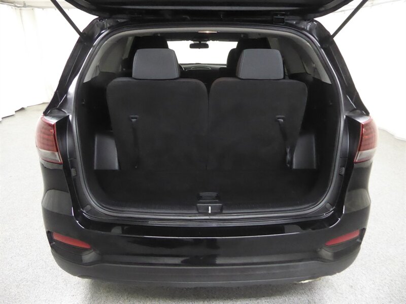 2019 KIA SORENTO - Image 32