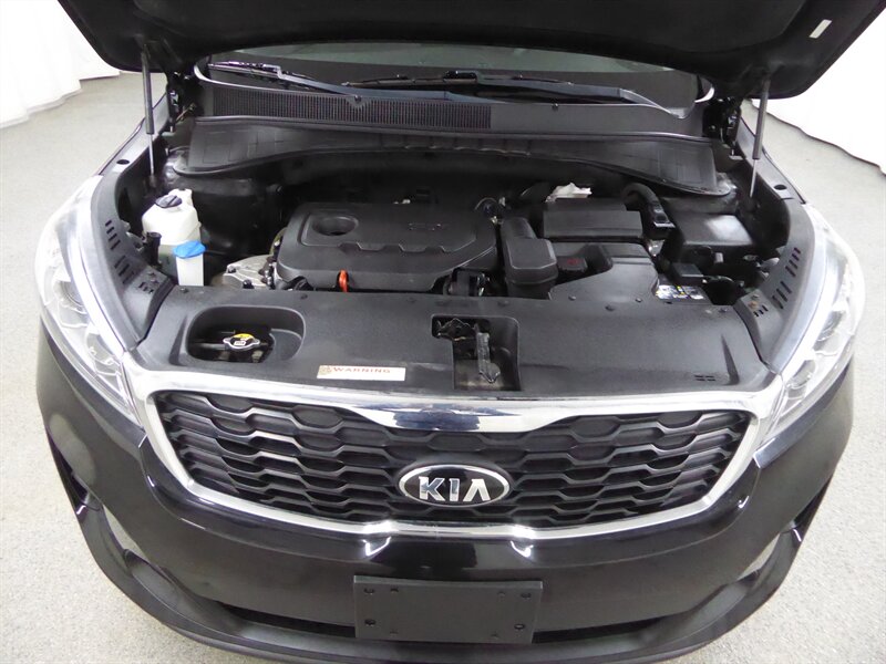 2019 KIA SORENTO - Image 35