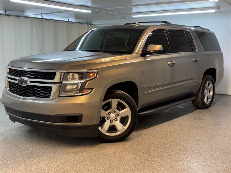 2018 Chevrolet Suburban LS photo 3
