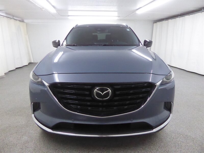 2021 Mazda CX-9 Carbon Edition  
