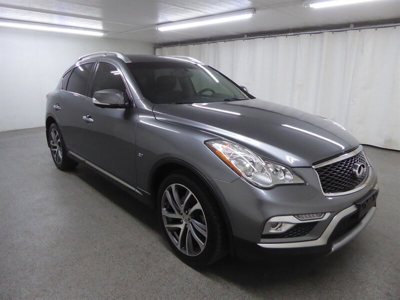 2017 INFINITI QX50 AWD's photo