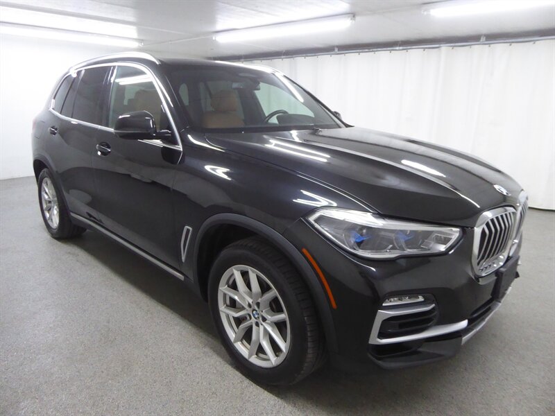 2019 BMW X5 xDrive50i's photo