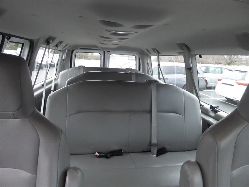 2012 FORD E-350 - Image 25