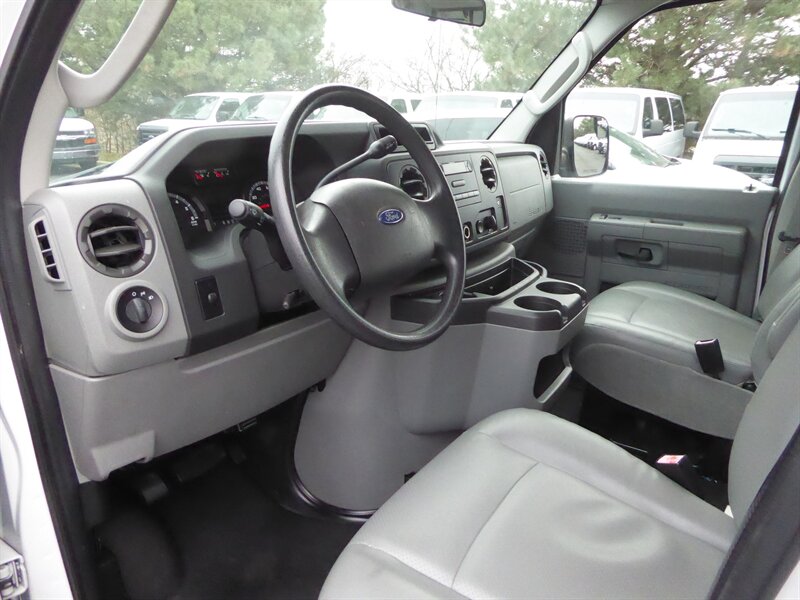 2012 FORD E-350 - Image 15