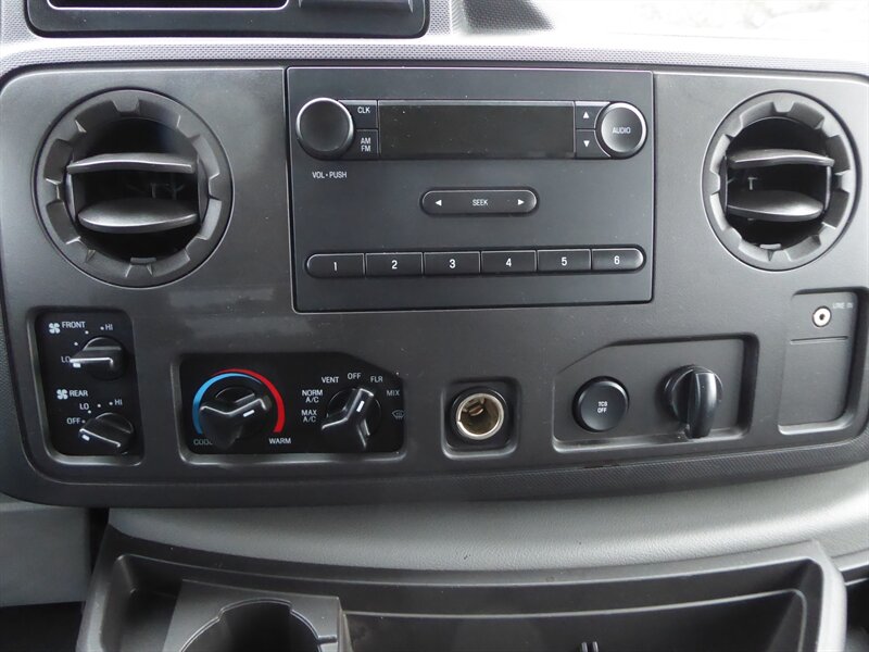 2012 FORD E-350 - Image 13