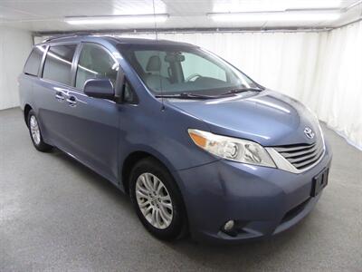 2013 Toyota Sienna XLE 8-Passenger Minivan