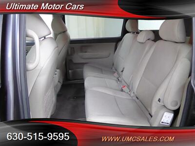 2016 Kia Sedona LX   - Photo 27 - Downers Grove, IL 60515