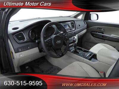 2016 Kia Sedona LX   - Photo 18 - Downers Grove, IL 60515