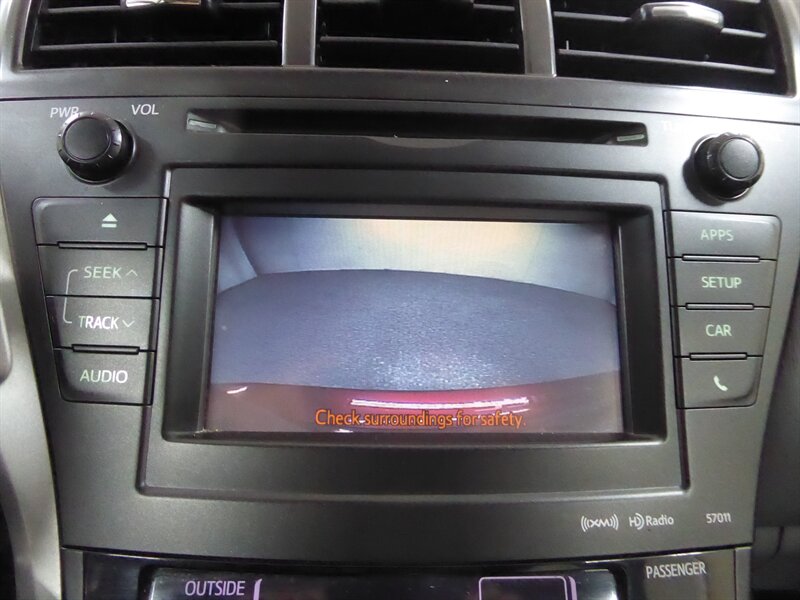 2013 TOYOTA PRIUS V - Image 15