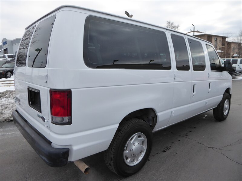 2013 FORD E-350 - Image 7