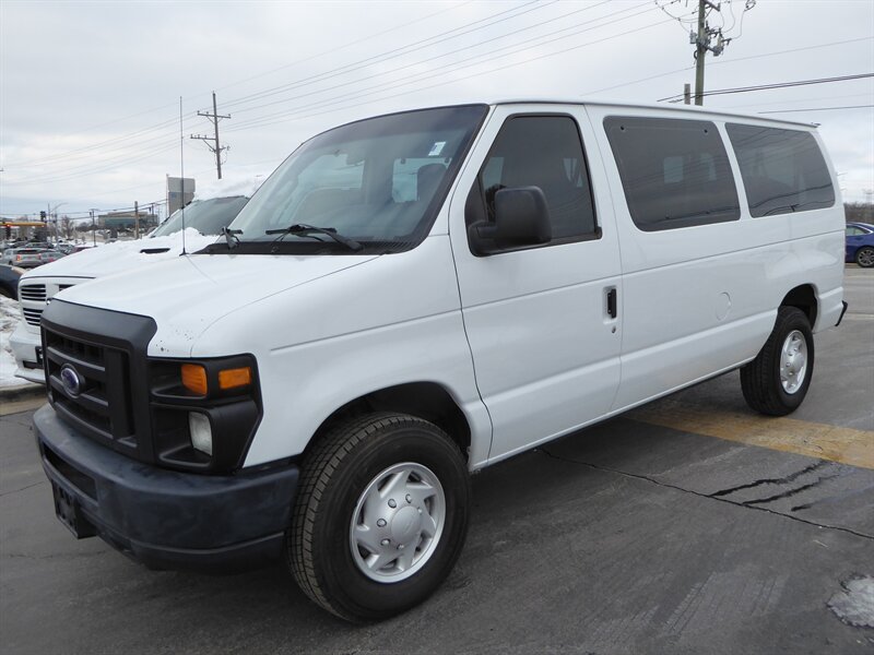 2013 FORD E-350 - Image 3