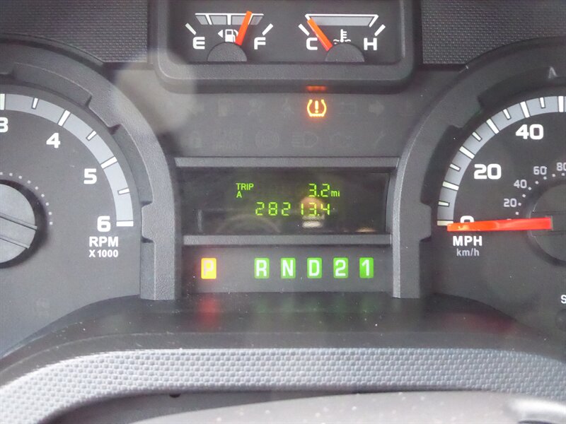 2013 FORD E-350 - Image 11