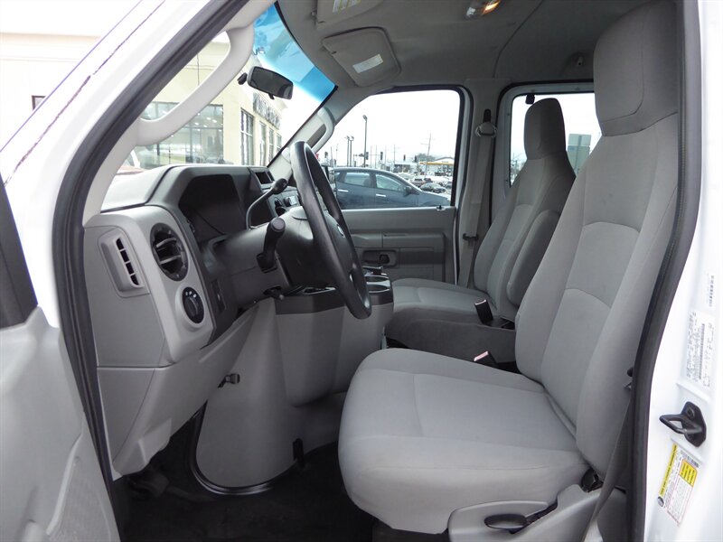 2013 FORD E-350 - Image 15