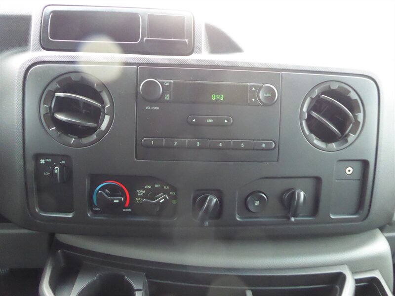 2013 FORD E-350 - Image 12