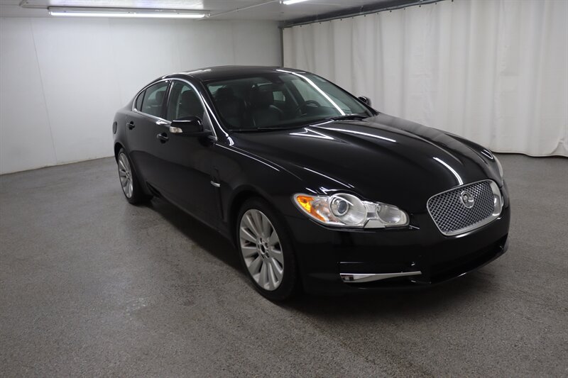 2009 Jaguar XF Premium Luxury  