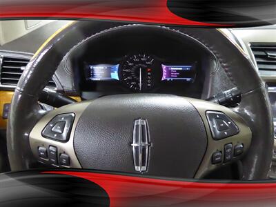 2011 Lincoln MKX   - Photo 11 - Downers Grove, IL 60515