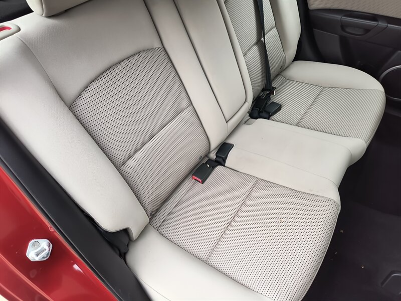 2009 Mazda Mazda3 Hatchback s Sport - Photo 11 - Pittsburgh, PA 15226