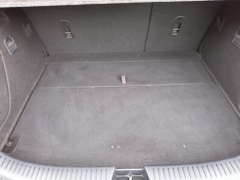 2009 Mazda Mazda3 Hatchback s Sport - Photo 13 - Pittsburgh, PA 15226