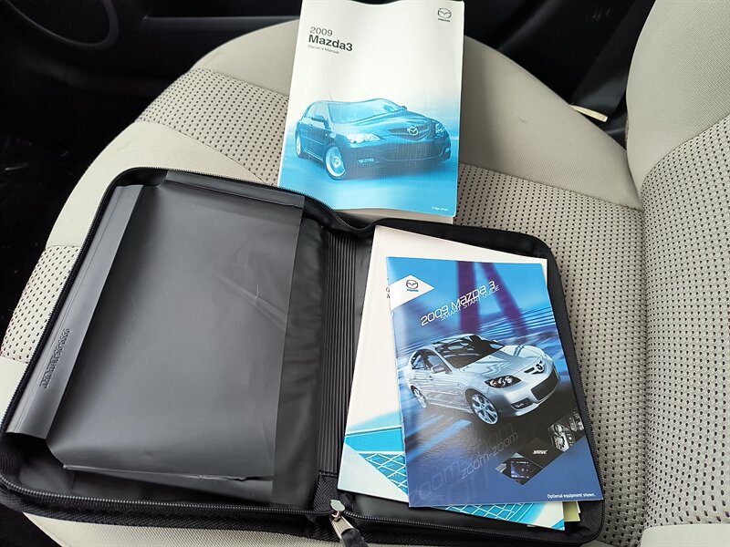 2009 Mazda Mazda3 Hatchback s Sport - Photo 24 - Pittsburgh, PA 15226