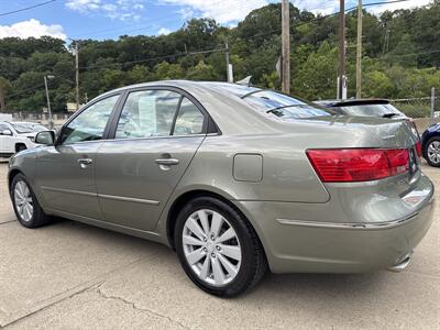2009 Hyundai SONATA Limited V6   - Photo 2 - Pittsburgh, PA 15226