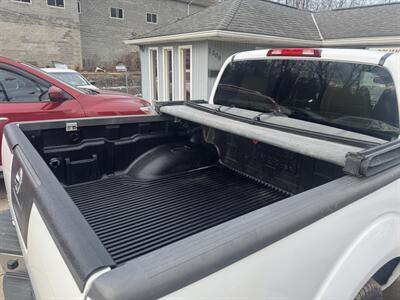 2011 Nissan Frontier SV V6   - Photo 10 - Pittsburgh, PA 15226