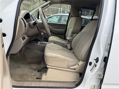 2011 Nissan Frontier SV V6   - Photo 7 - Pittsburgh, PA 15226