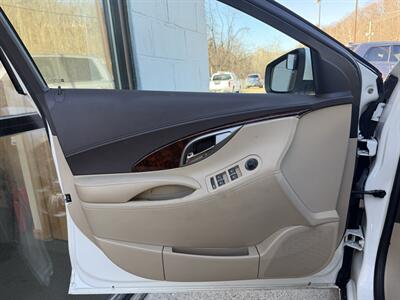 2011 Buick Lacrosse CXL   - Photo 13 - Pittsburgh, PA 15226