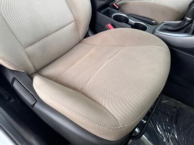 2016 Hyundai ELANTRA SE   - Photo 11 - Pittsburgh, PA 15226