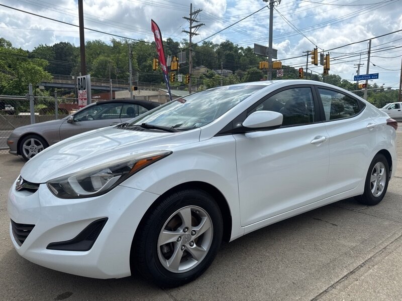 2016 Hyundai ELANTRA SE - Photo 1 - Pittsburgh, PA 15226