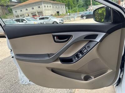 2016 Hyundai ELANTRA SE   - Photo 26 - Pittsburgh, PA 15226