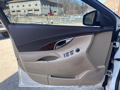 2011 Buick Lacrosse CXL   - Photo 27 - Pittsburgh, PA 15226